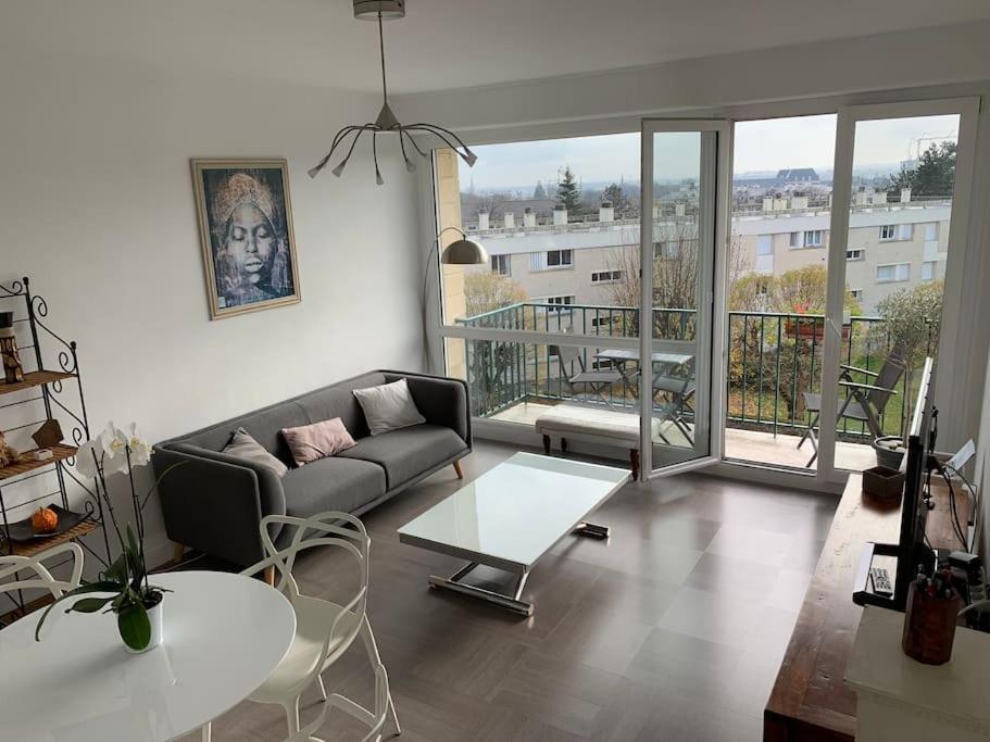Apartment De Charme, 76 M2, Quartier St Gabriel *